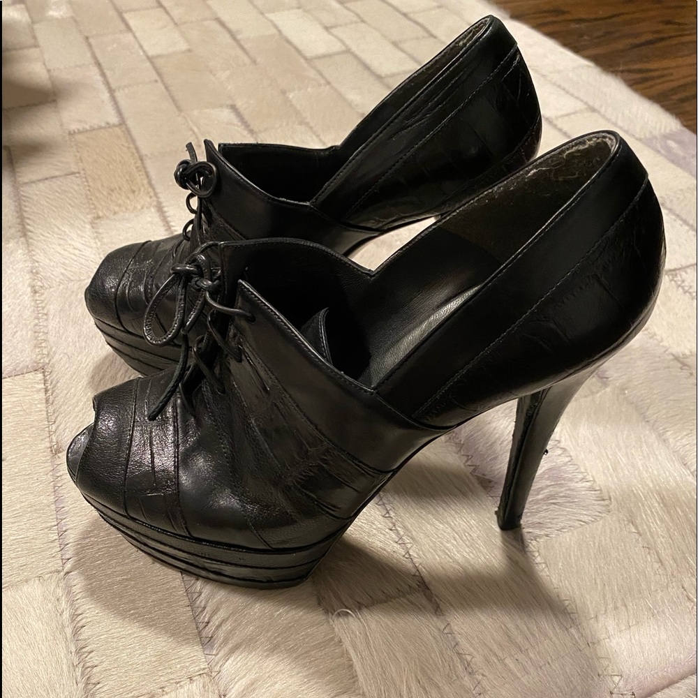 Stuart Weitzman Shoes